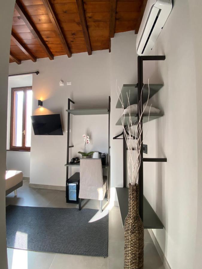 Soha Piazza Di Spagna Boutique Rom Exterior foto